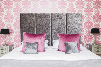 The Hideaway - The Romantics Bedroom