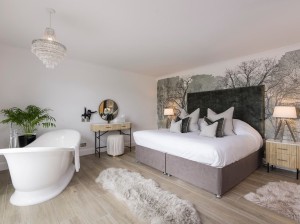Romantics Bedroom 